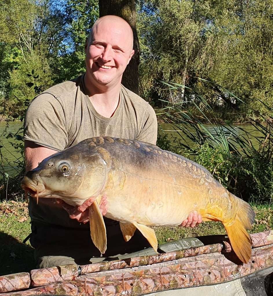 carp fishing holiday france