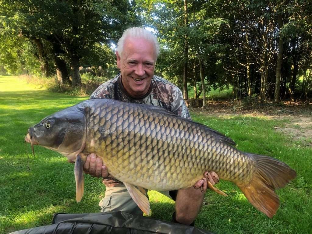 carp fishing holiday france