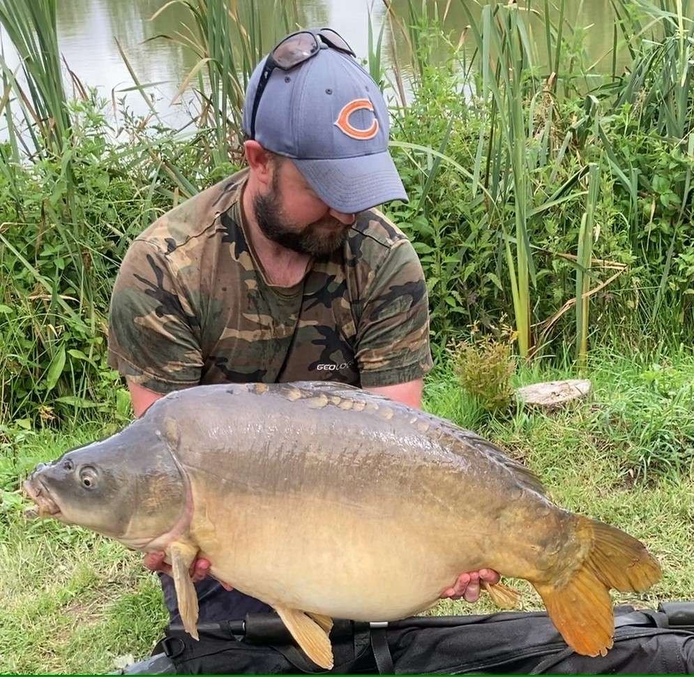 carp fishing holiday france