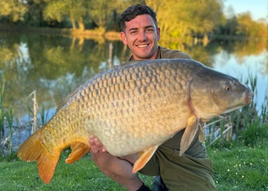 carp fishing holiday france